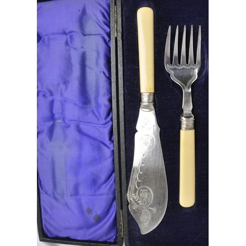 211 - MISC CUTLERY INCLUDING SERVING SET WITH SILVER COLLAR