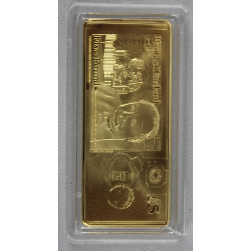 374 - 7 COMMEMORATIVE COINS: 3 BRITISH BANKNOTES COINS - WINSTON CHURCHILL &pound;5 COIN, THE &pound;5 BAN... 