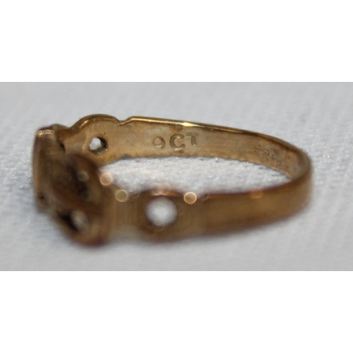 376 - SMALL BUCKLE RING STAMPED 9ct, 2 PAIR OF GOLD HOOP EARRINGS - 1.2g TOTAL WEIGHT