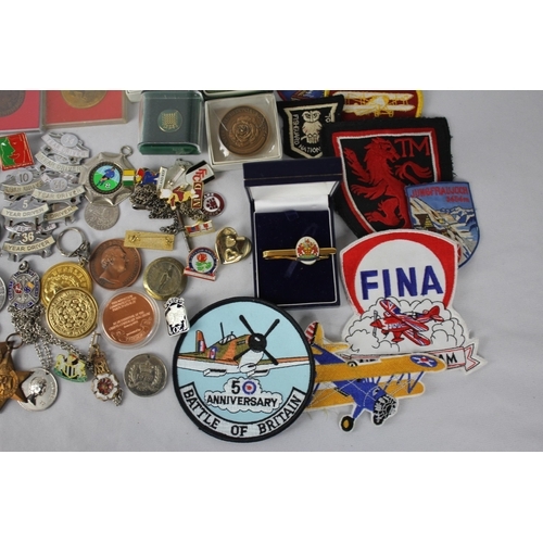 74 - TUB OF VARIOUS BADGES & MEDALS