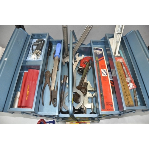186 - CANTILEVER TOOL BOX, TOOLS AND FOOTPUMP