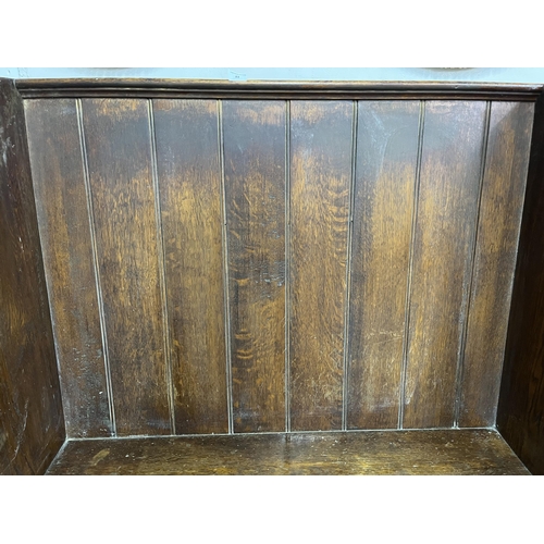 83 - OAK SETTLE - 44 INCHES WIDE