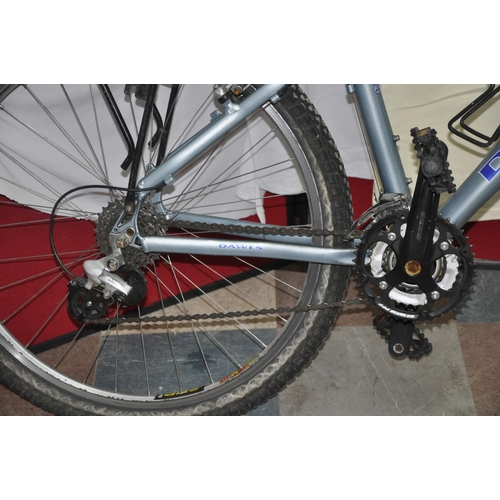 19 - 2 MOUNTAIN BIKES - DAWES TAMARAK 21 SPEED FRONT SUSPENSION AND APOLLO SLANT 18 SPEED FRONT SUSPENSIO... 