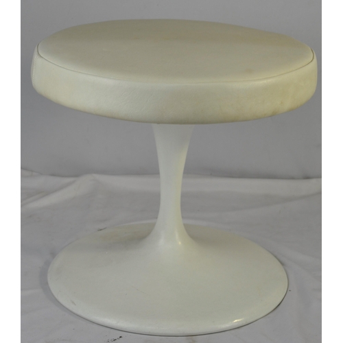 42 - WHITE CIRCULAR TOP DRESSING STOOL