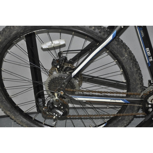 18 - CARRERA VENGEANCE 27.5 24 SPEED MOUNTAIN BIKE WITH DISC BRAKES (20