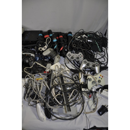 127 - VARIOUS GAMES CONSOLES & GAMES