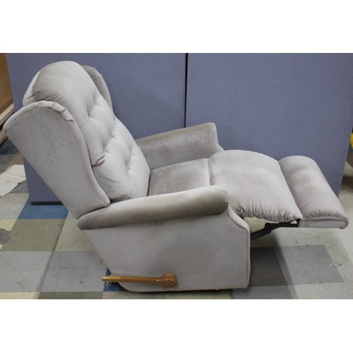 154 - LA-Z-BOY RECLINER ARMCHAIR