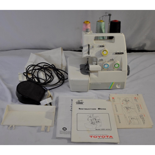 175 - TOYOYA MODEL 3000 SERIES SEWING MACHINE WITH FOOT PEDAL & INSTRUCTION BOOKS