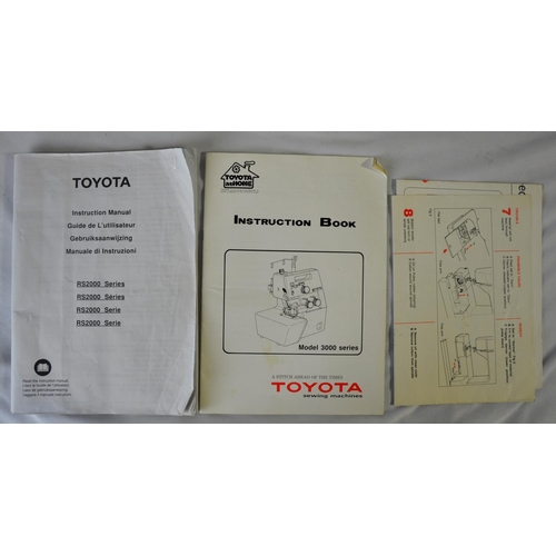 175 - TOYOYA MODEL 3000 SERIES SEWING MACHINE WITH FOOT PEDAL & INSTRUCTION BOOKS