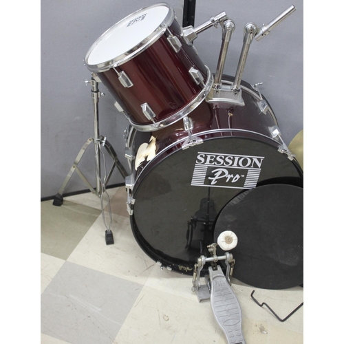 148 - SESSION PRO DRUM KIT - SOME DAMAGE (SEE PHOTOS)