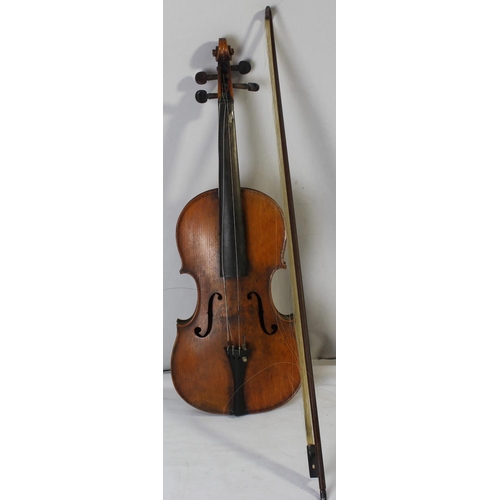 59 - VIOLIN & BOW IN HARD CASE - IN NEED OF REPAIR (58.5cm TOTAL LENGTH, BODY 14