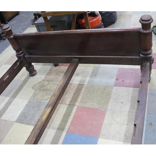 83 - MAHOGANY BED ENDS WITH SIDE BARS & CENTRE SUPPORT