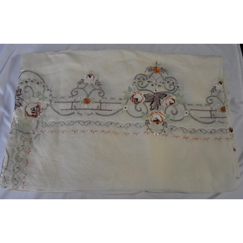 60 - FINELY EMBROIDERED TABLE CLOTH AND LARGE WOOL NIGHT SHIRT 