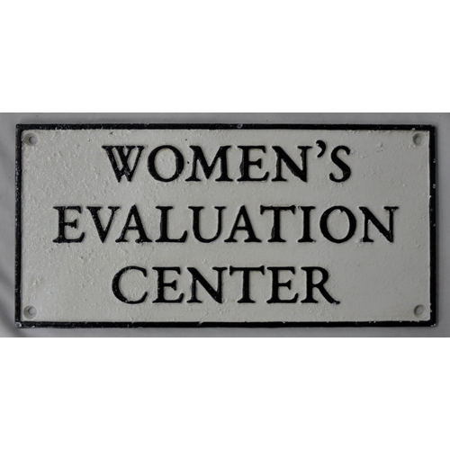 152 - PSYCHIATRY AND WOMEN'S EVALUTION SIGNS