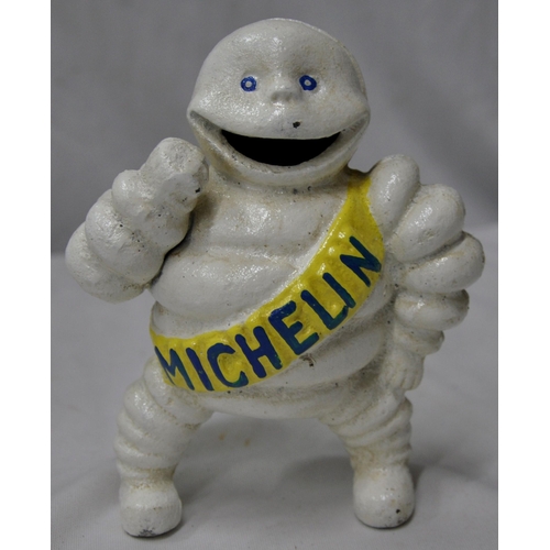 186 - 2 MICHELIN BANKS