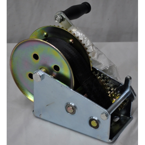 300 - DOUBLE GEAR STRAP WINCH