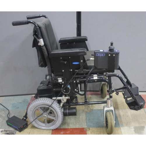 327 - WHEEL TECH DL4-2i JOYSTICK CONTROLLED ELECTRIC WHEELCHAIR - CANNOT CHARGE