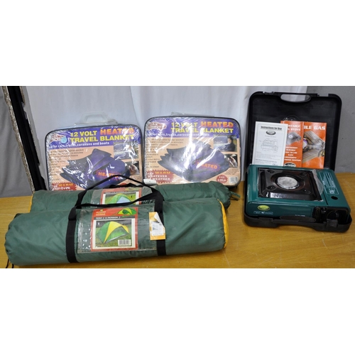 26 - 2 TENTS, 2 X 12v HEATED BLANKETS & SINGLE RING GAS CAMPING STOVE