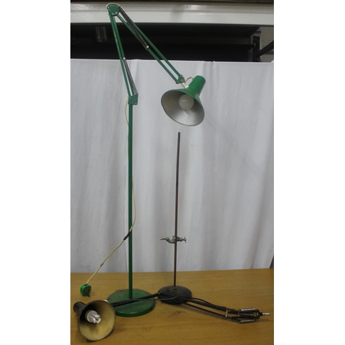 66 - 1 GREEN AND 1 BLACK TALL ANGLE POISE LAMPS - BLACK LAMP DOES NOT FIT ON BASEBOTH WORKING