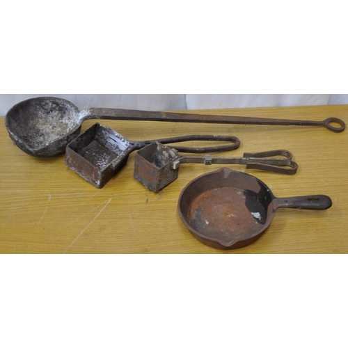 92 - MISCELLANEOUS GOODS INCLUDING BARREL TYPE PAIL & METAL CASTING TOOLS