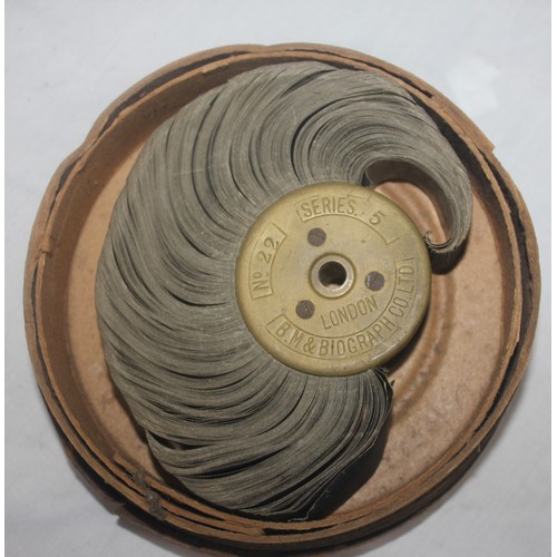 244 - KINORA EARLY MOVING PICTURE DEVICE NO. 1062 (MOULDING DAMAGED) & QUANTITY KINORA REELS