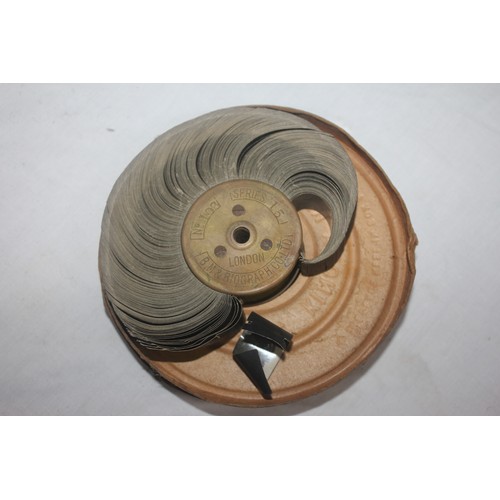 244 - KINORA EARLY MOVING PICTURE DEVICE NO. 1062 (MOULDING DAMAGED) & QUANTITY KINORA REELS