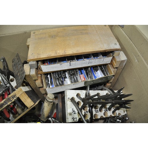 293 - LARGE BOX OF DRILL BITS AND PLIERS