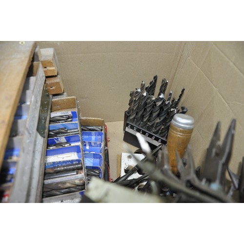 293 - LARGE BOX OF DRILL BITS AND PLIERS