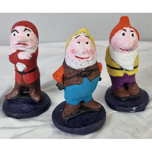 104 - SNOW WHITE AND THE SEVEN DWARFS GARDEN ORNAMENTS. DWARFS 8