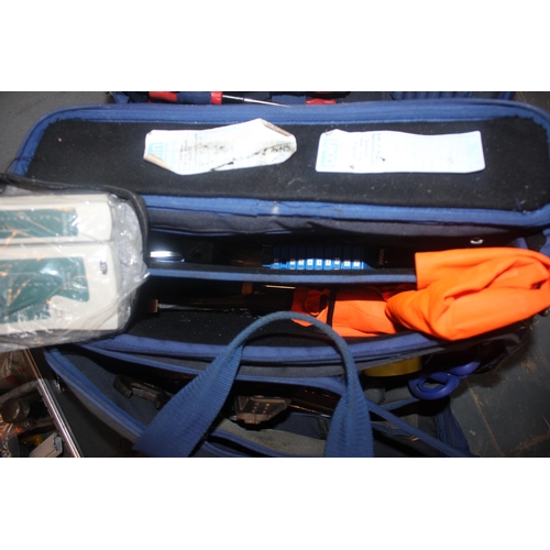 230 - CASE, BAG AND CRATE OF VARIOUS TOOLS