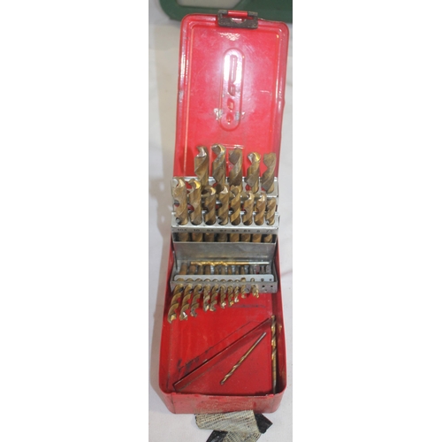 231 - TOOL BAG COINTAINING DRILL BITS