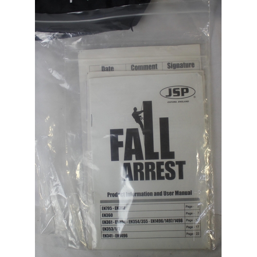 233 - JSP FALL ARREST HARNESS AND RUCKSACK