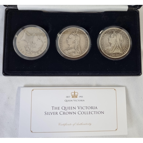 344 - JUBLIEE MINT 'THE QUEEN VICTORIA SILVER CROWN COLLECTION' 3 COIN SET IN DISPLAY CASE WITH CERTIFICAT... 