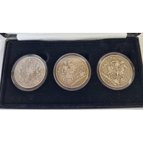 344 - JUBLIEE MINT 'THE QUEEN VICTORIA SILVER CROWN COLLECTION' 3 COIN SET IN DISPLAY CASE WITH CERTIFICAT... 