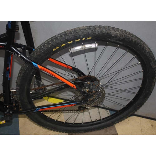 62 - CARRERA SULCATA 7005 T6 FRONT SUSPENSION 21 SPEED MOUNTAIN BIKE WITH DISC BRAKES AMD 29