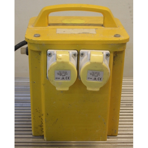 44 - FAITHFUL 240v - 110v TRANSFORMER