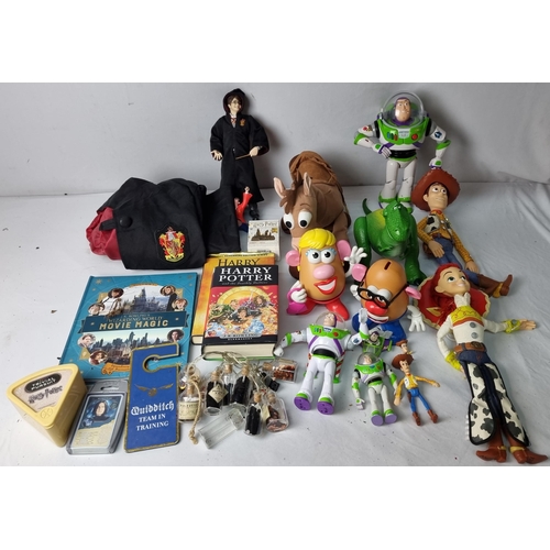 61 - HARRY POTTER AND TOY STORY BOOKS AND TOYS, INCLUDING HARRY POTTER AND THE DEATHLY HALLOWS FIRST EDIT... 