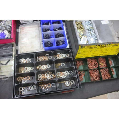 297 - VARIOUS COMPONENT SETS AND PART SETS