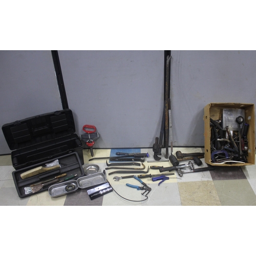 305 - ZAG TOOL BOX (CLIP MISSING) AND BOX OF VARIOUS TOOLS