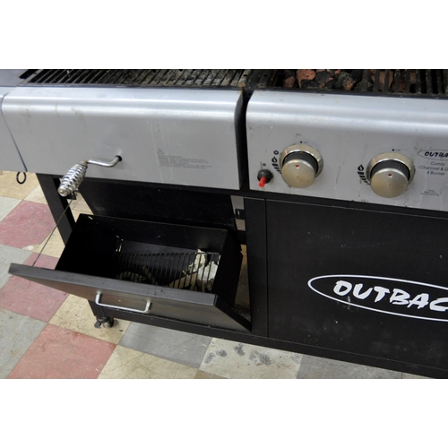 307 - OUTBACK COMBI CHARCOAL AND GAS 4 BURNER  BBQ - HANDLES AND 1 SIDE TABLE NEED RE-ATTACHING