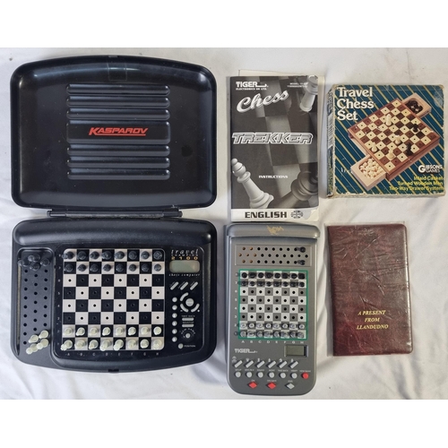 30 - ELECTRONIC, MAGNETIC & TRAVEL CHESS SETS