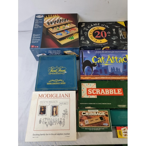 119 - QUANTITY VARIOUS BOARD GAMES