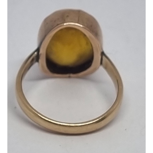 408 - GOLD COLOURED RING (NO MARKINGS, TOP DAMAGED) (SIZE M) (3.6g)