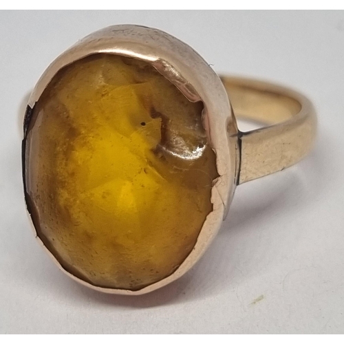 408 - GOLD COLOURED RING (NO MARKINGS, TOP DAMAGED) (SIZE M) (3.6g)