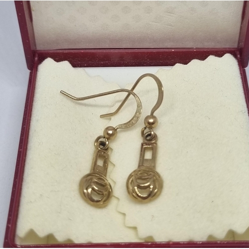 412 - PAIR 9ct GOLD DROP EARRINGS (1.7g)