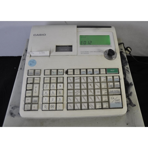 59 - CASIO SE-52000 ELECTRONIC CASH REGISTER PLUS ADDITIONAL CASH DRAWER WITH KEY