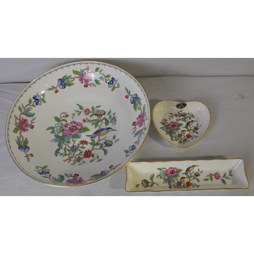 40 - MISCELLANEOUS CHINA INCLUDING AYNSLEY, ROYAL DOULTON AND ROYAL WORCESTER