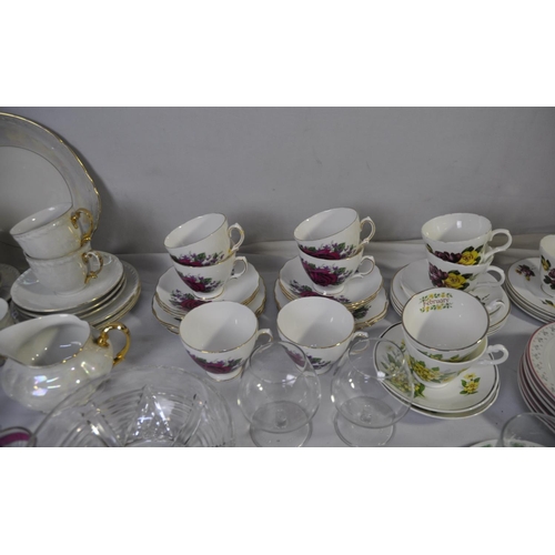 46 - TEA SETS AND GLASSWARE INCLUDING LUSTRE TEA SET