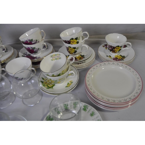 46 - TEA SETS AND GLASSWARE INCLUDING LUSTRE TEA SET