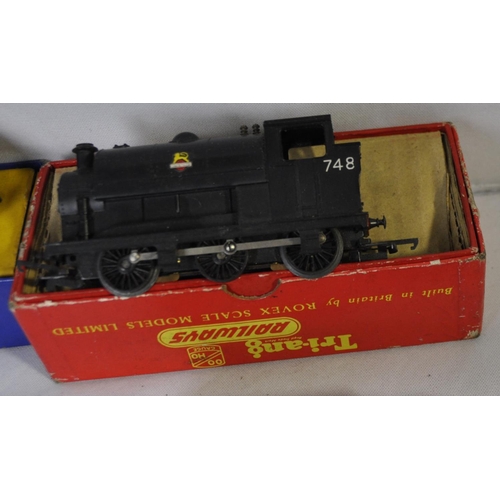 63 - BOX OF MODEL RAILWAY LOCOMOTIVES, TENDERS AND PARTS INCLUDING TRI-ANG, HORNBY AND RIVAROSSI